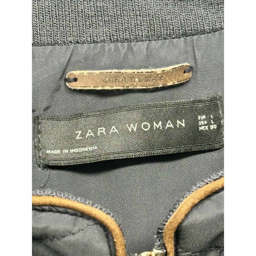 Zara Womens Quilted Vest Size Large Navy Blue Full Zip Pockets Mock Buckle Neck - Picture 6 of 7